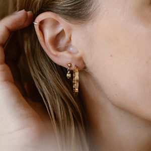 Nina hoops