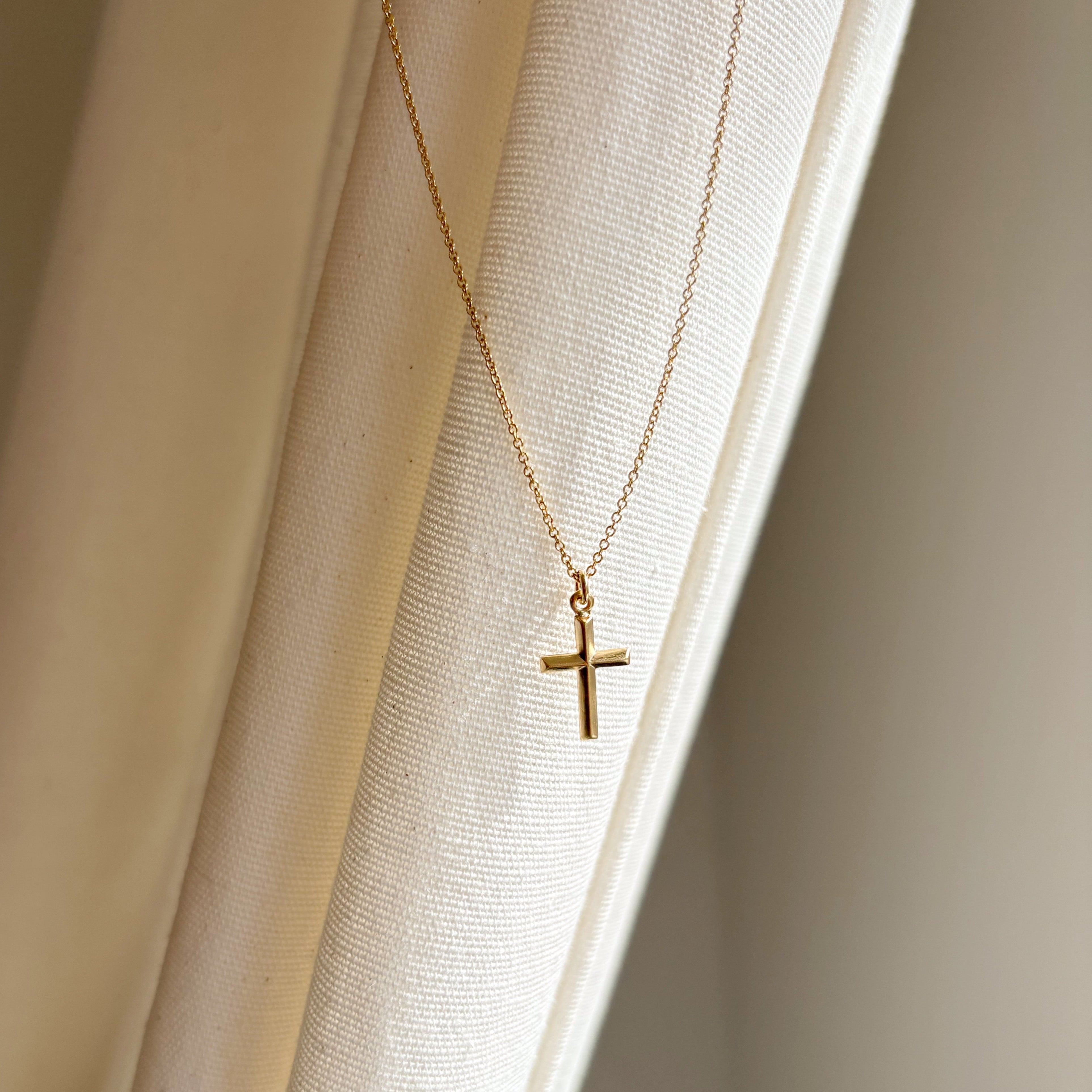 Kruisje ketting